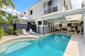 Bayron Baythers, Byron Bay